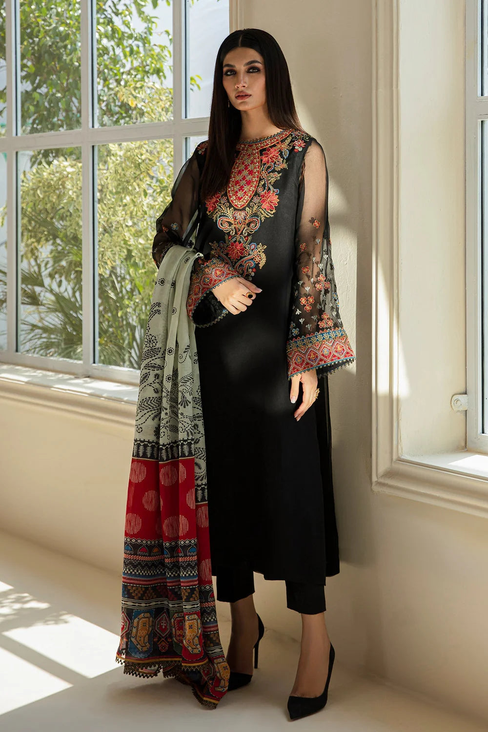 4-PC EMBROIDERED CHIFFON UNSTITCHED - BAROQUE