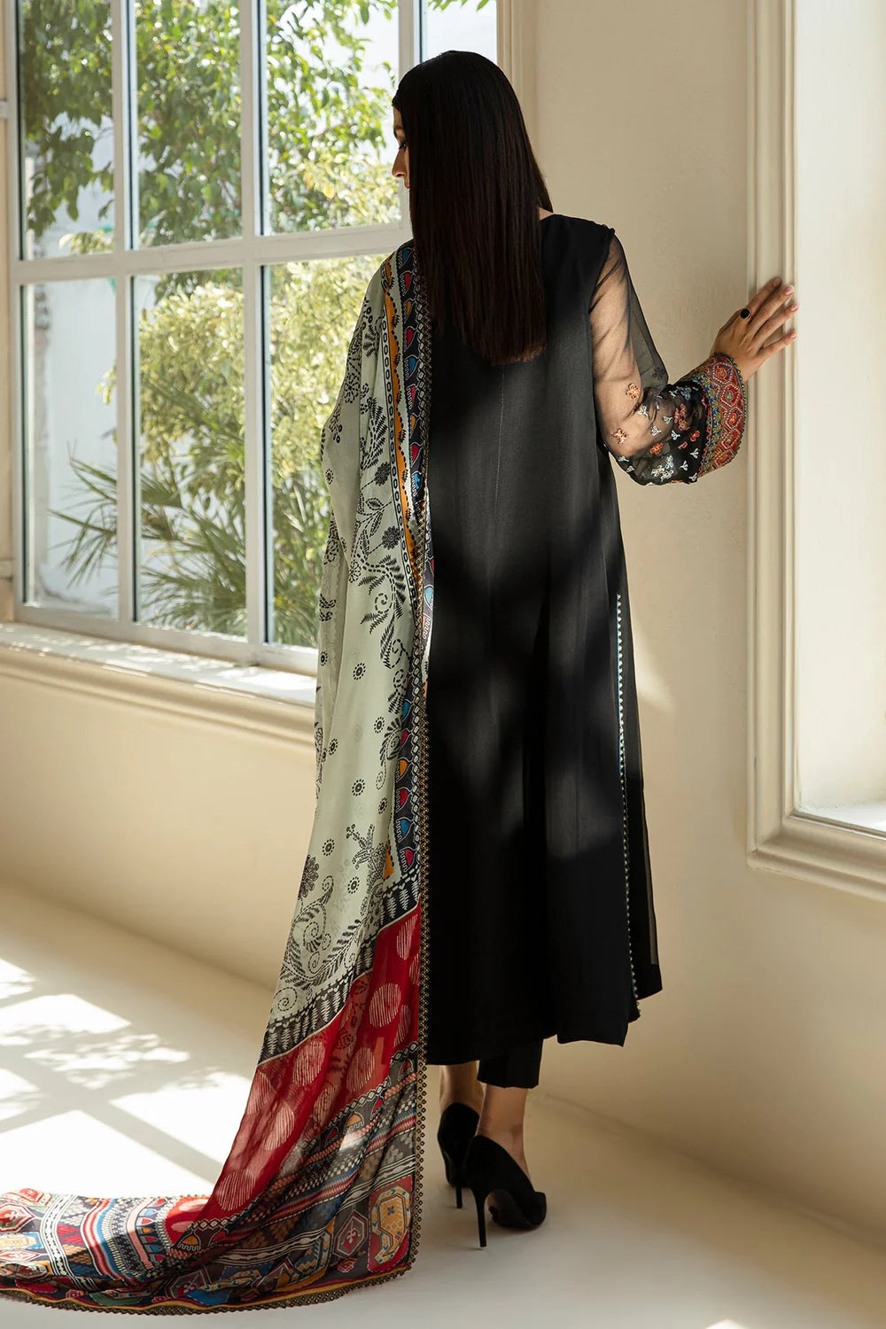 4-PC EMBROIDERED CHIFFON UNSTITCHED - BAROQUE