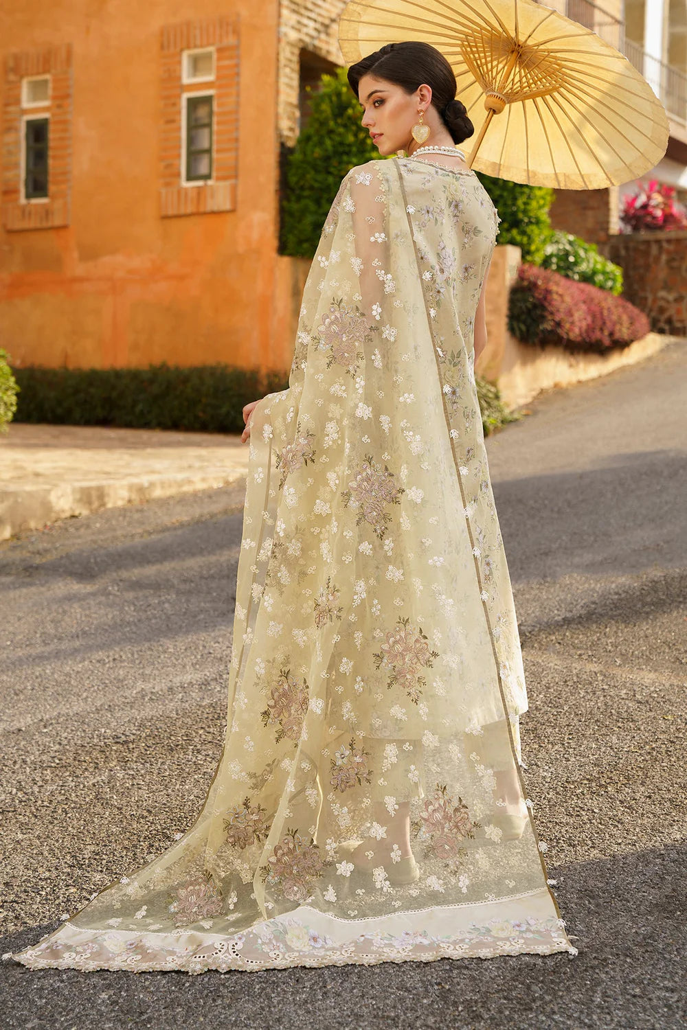 EMBROIDERED LAWN UF-584 UNSTITCHED 3Pc - BAROQUE