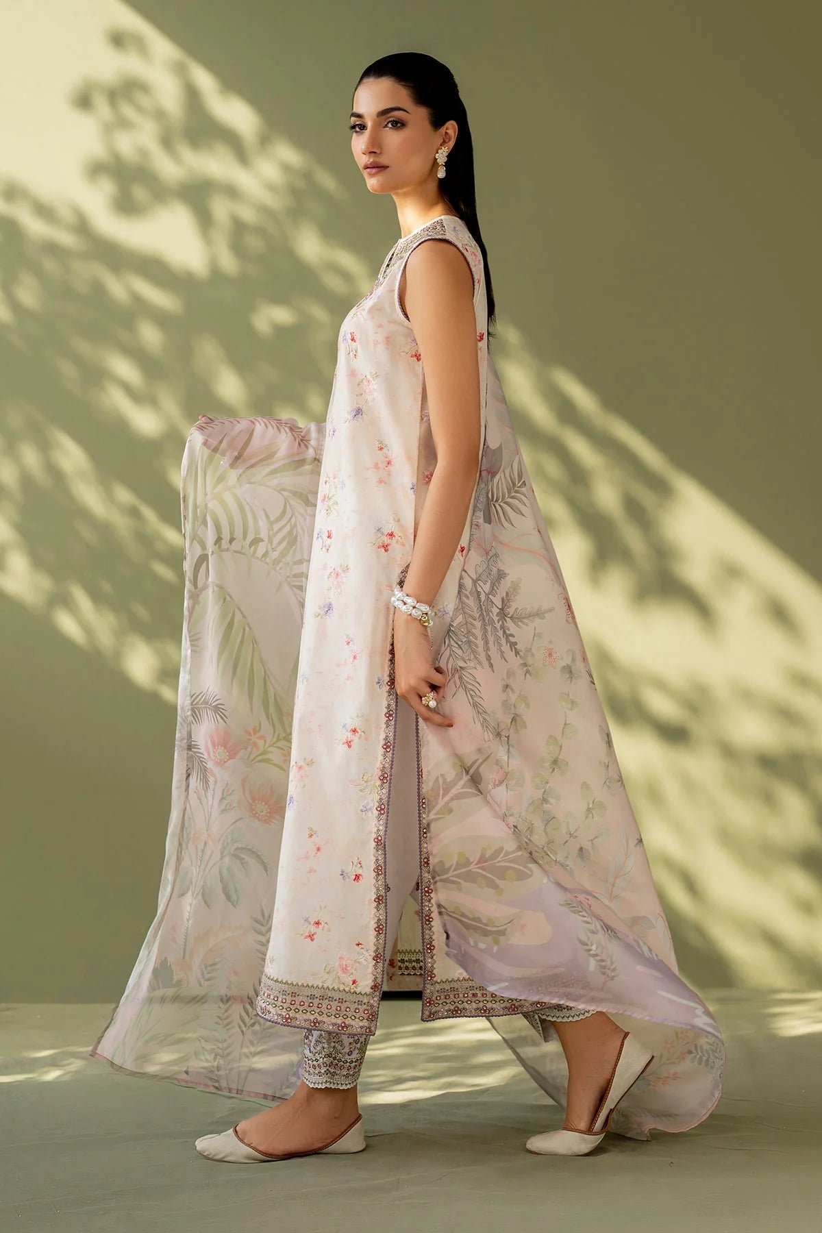 EMBROIDERED PRINTED LAWN UF-4169 | 3 PC UNSTITCHED SUIT | BAROQUE