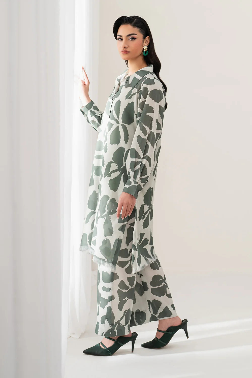 DIGITAL PRINTED GEORGETTE PR-1095 UNSTITCHED 2Pc - BAROQUE