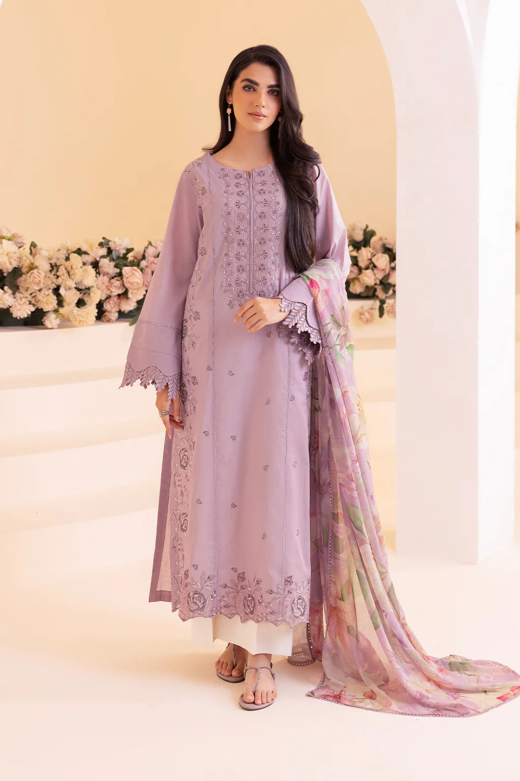 UE-254 EMBROIDERED LAWN 3Pc UNSTITCHED - IZNIK