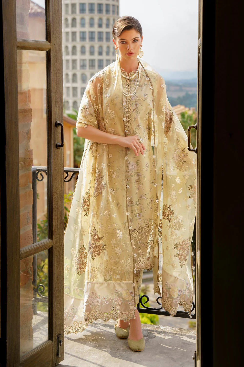 EMBROIDERED LAWN UF-584 UNSTITCHED 3Pc - BAROQUE