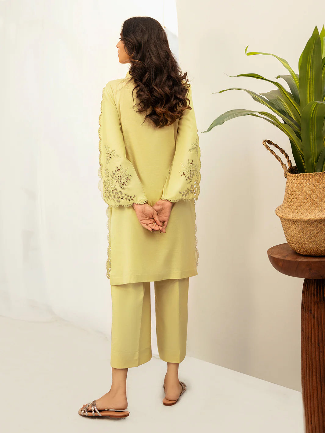 LUMINARA 2Pc READY MADE - IZEL