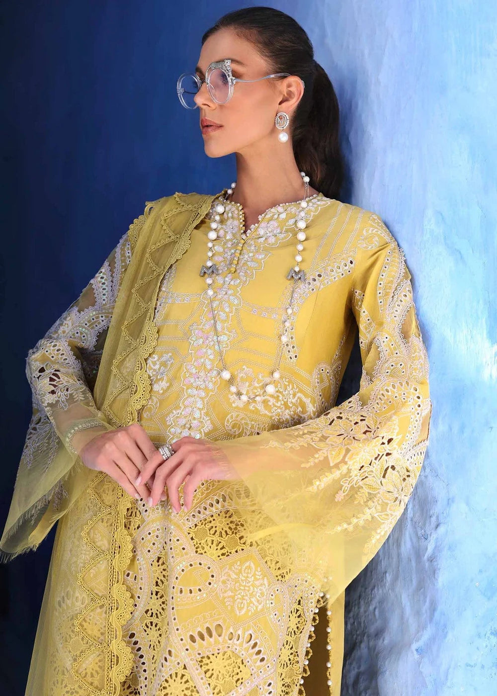 EMBROIDERED LAWN 3-PIECE SUIT - MARIA B