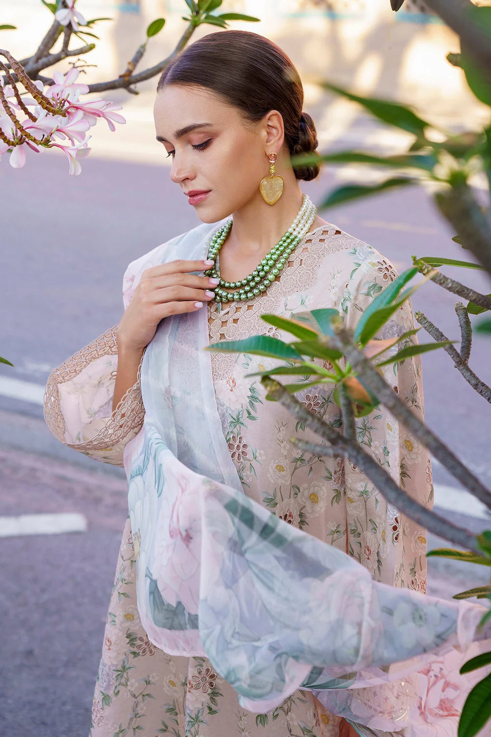 EMBROIDERED PRINTED LAWN UF-591 UNSTITCHED 3Pc - BAROQUE