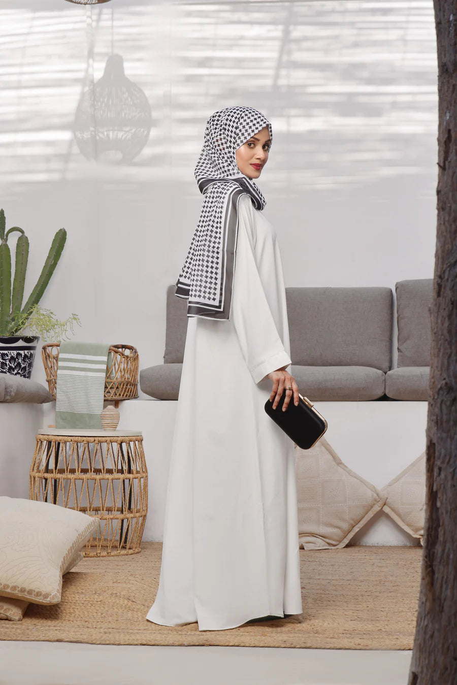 ANJUM ABAYA - TGM