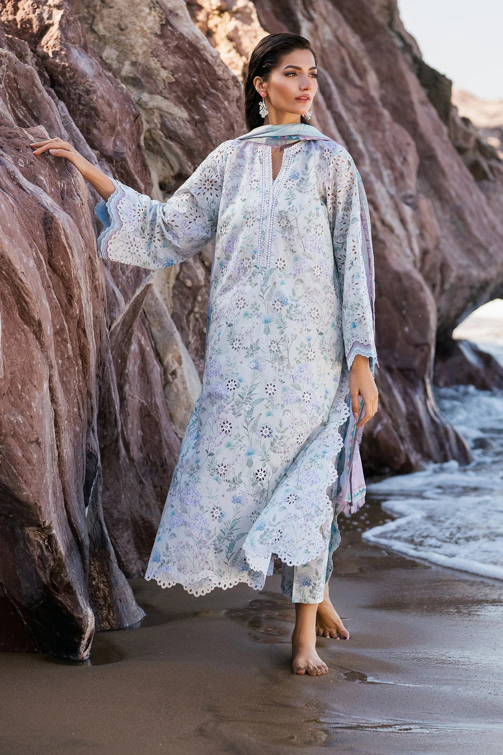 EMBROIDERED PRINTED LAWN UF-4106 UNSTITCHED 3PC - BAROQUE