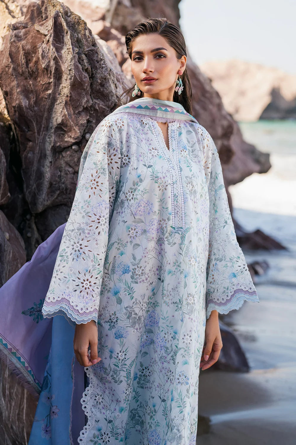 EMBROIDERED PRINTED LAWN UF-4106 UNSTITCHED 3PC - BAROQUE