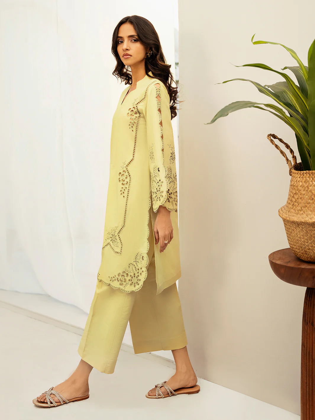 LUMINARA 2Pc READY MADE - IZEL