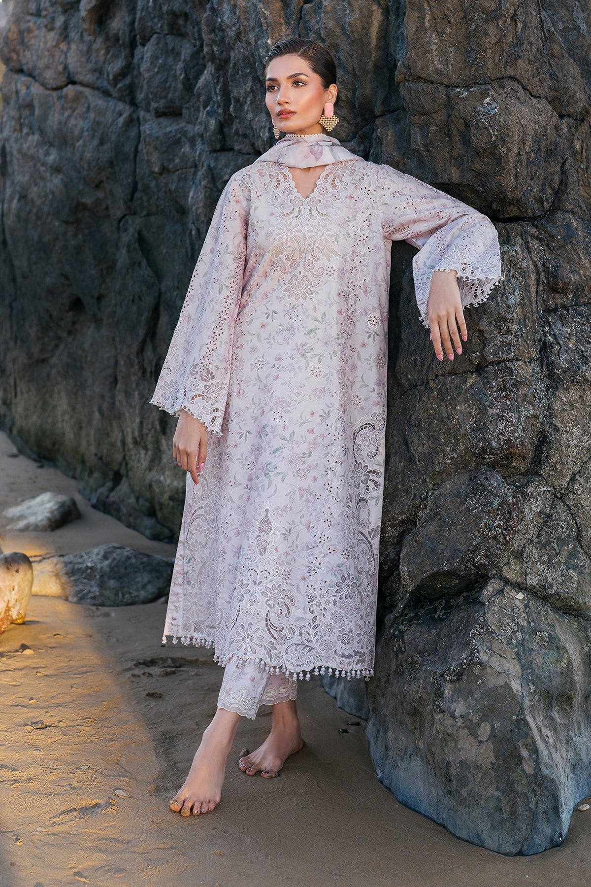 EMBROIDERED PRINTED LAWN UF-4130 | 3 PC UNSTITCHED | BAROQUE