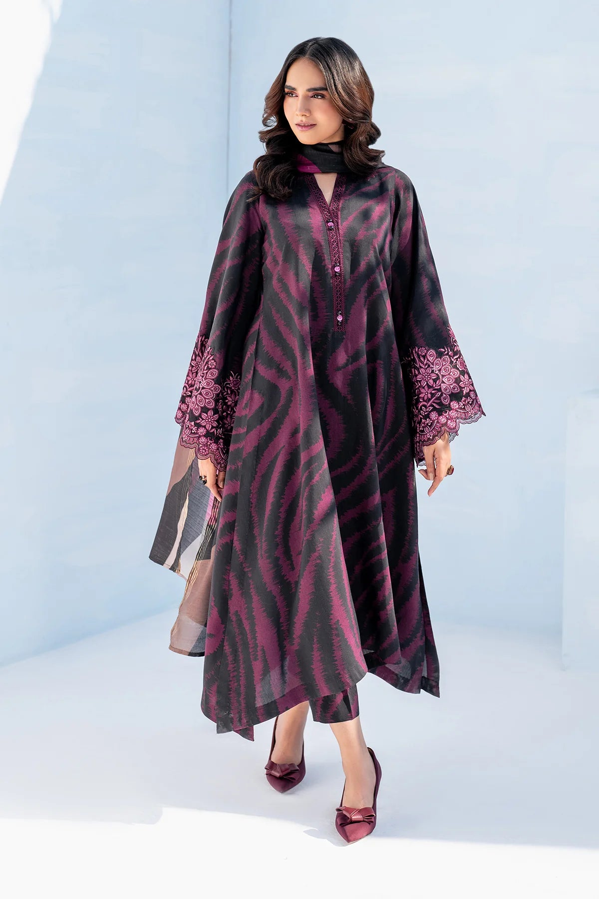 PRINTED VISCOSE SILK UF-4056 | 3 PC UNSTITCHED