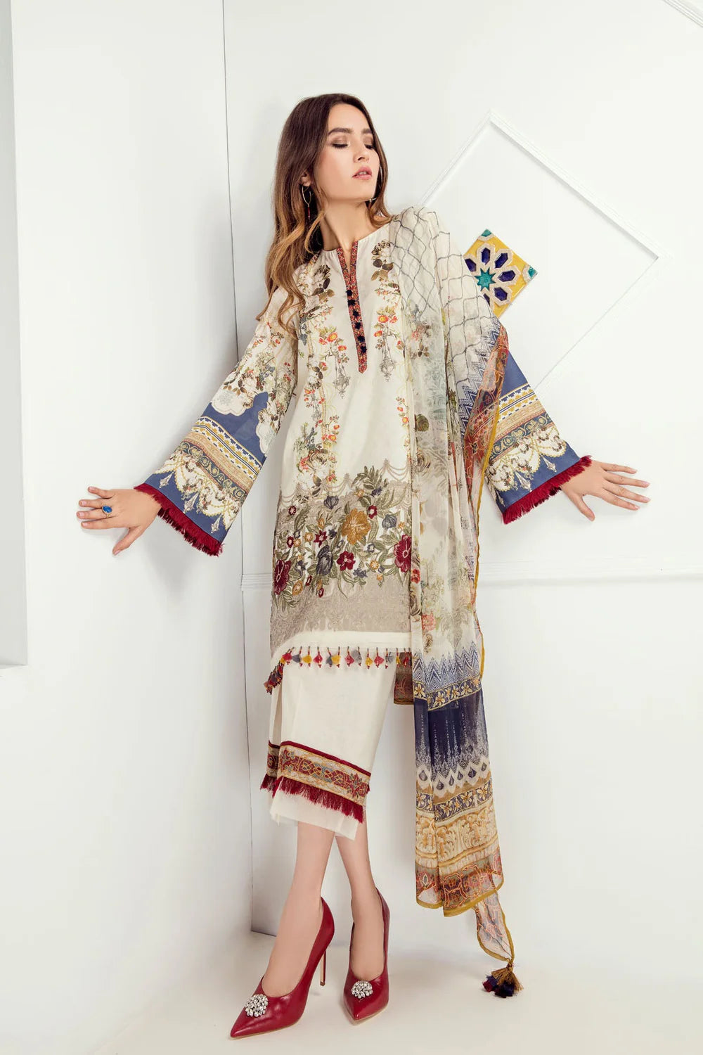 PRINTED LAWN FL-504 UNSTITCHED 3 Pc SUIT -BAROQUE