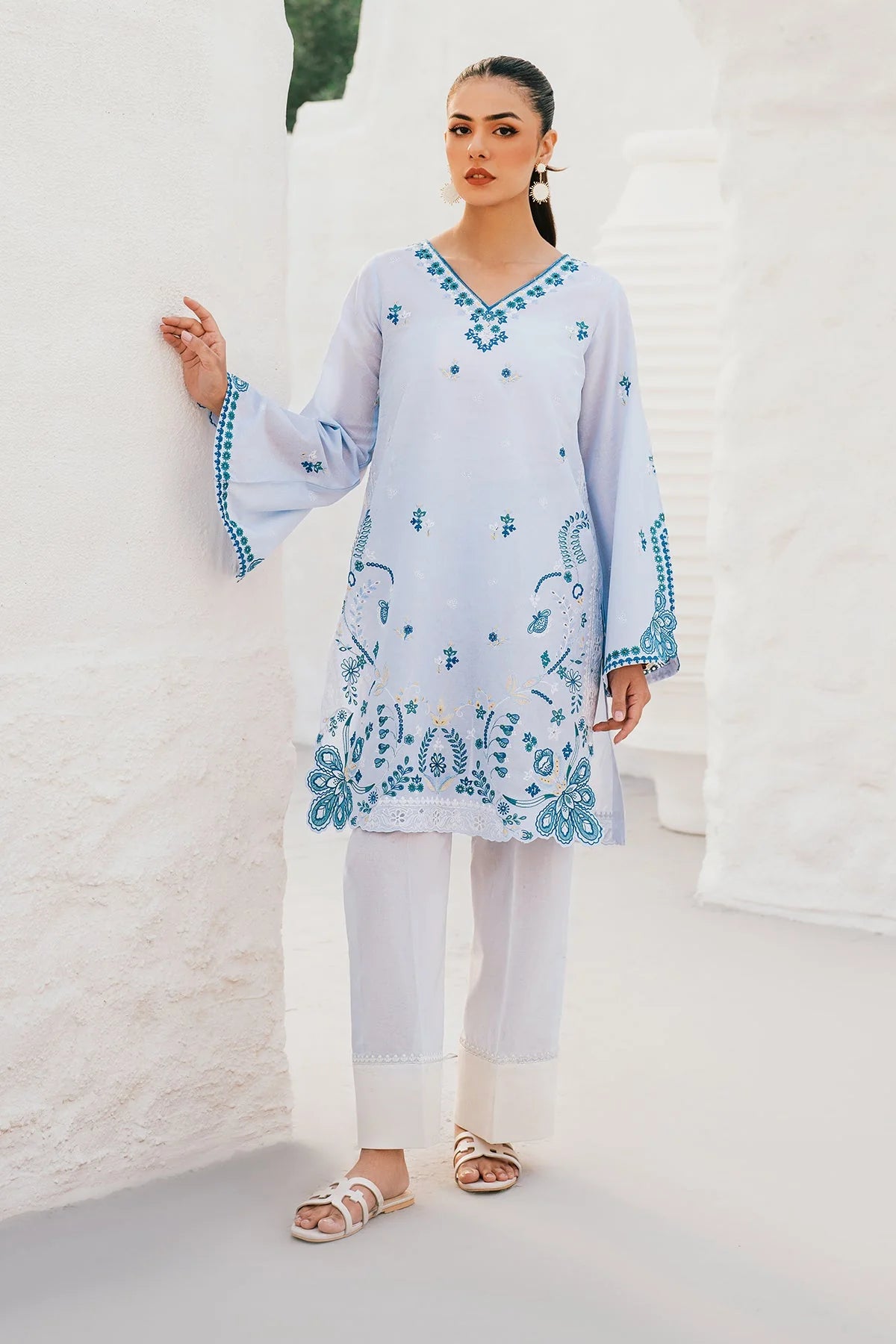 EMBROIDERED LAWN PR-1082 | 2 PC STITCHED | BAROQUE
