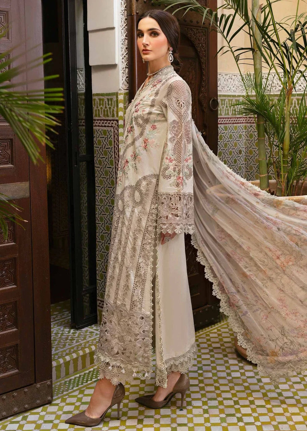 MARIA.B. LAWN 3-PIECE SUIT 14B UNSTITCHED