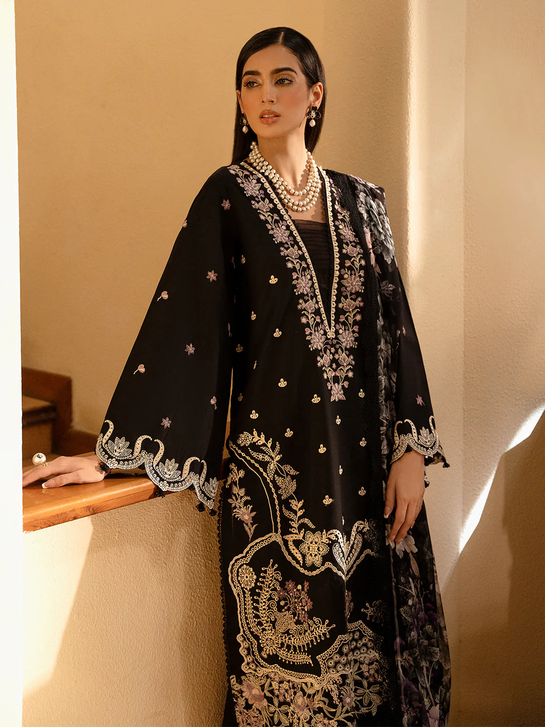 QALAH 3Pc UNSTITCHED SUIT | IZEL