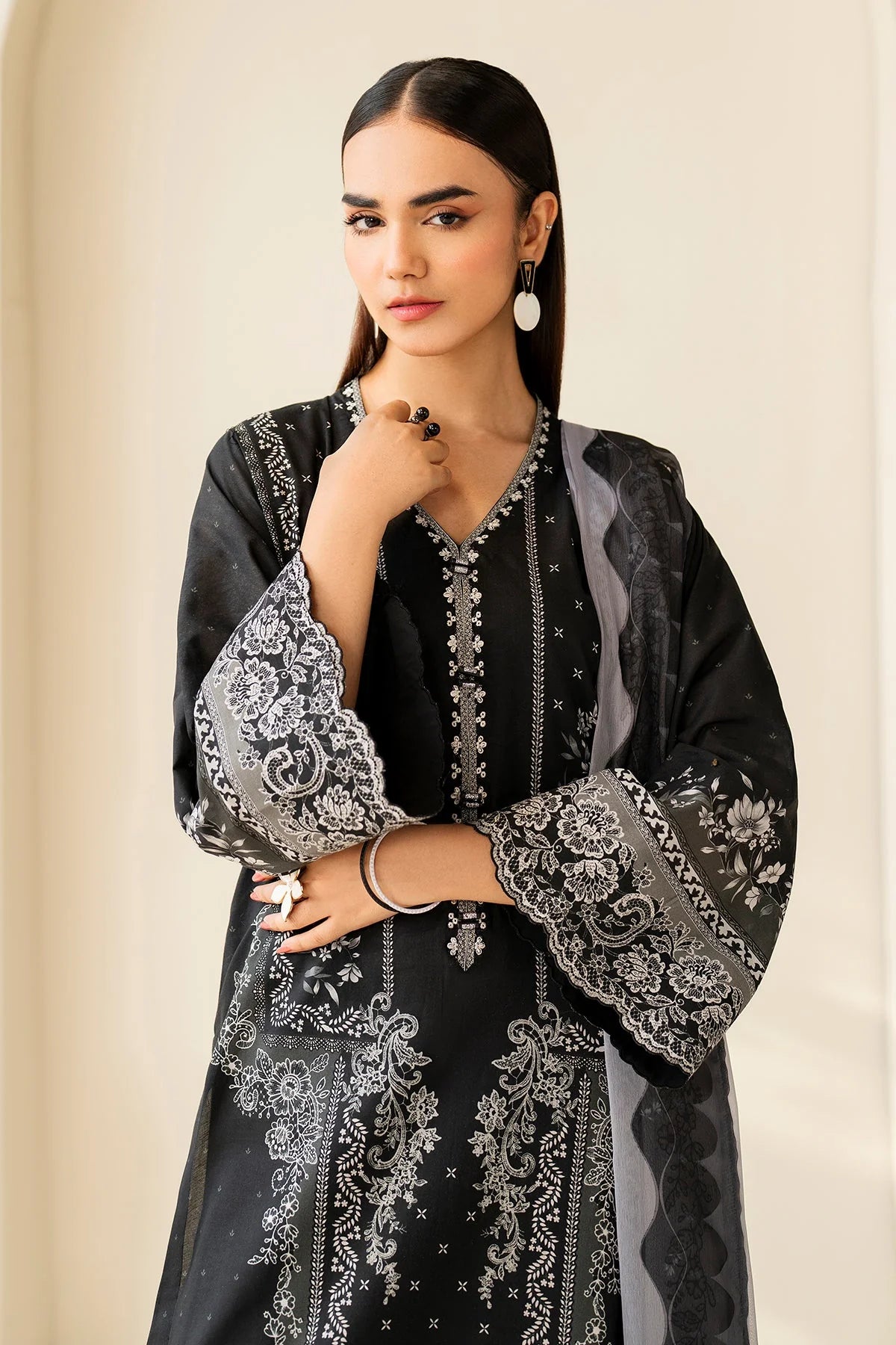 DIGITAL PRINTED LAWN UF-4205 | 3 PC UNSTITCHED | BAROQUE