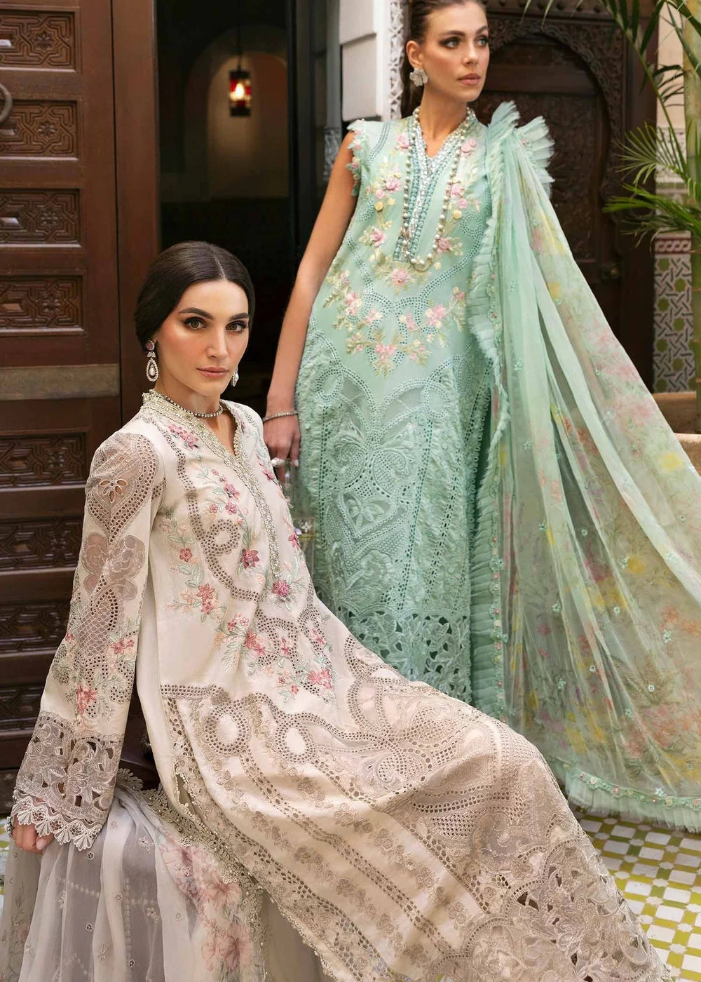 MARIA.B. LAWN 3-PIECE SUIT 14B UNSTITCHED