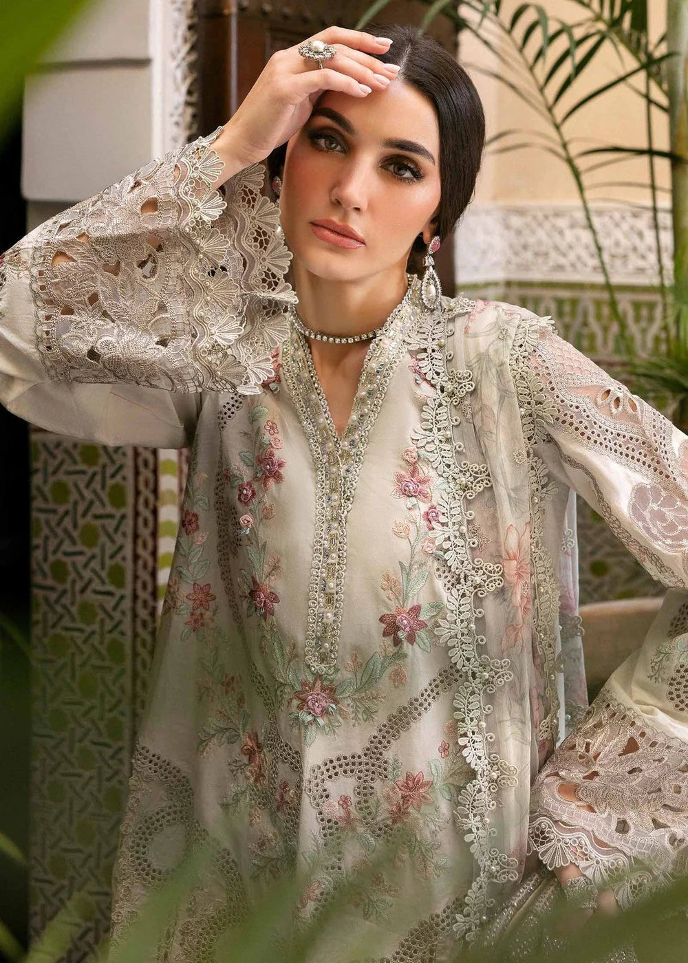 MARIA.B. LAWN 3-PIECE SUIT 14B UNSTITCHED