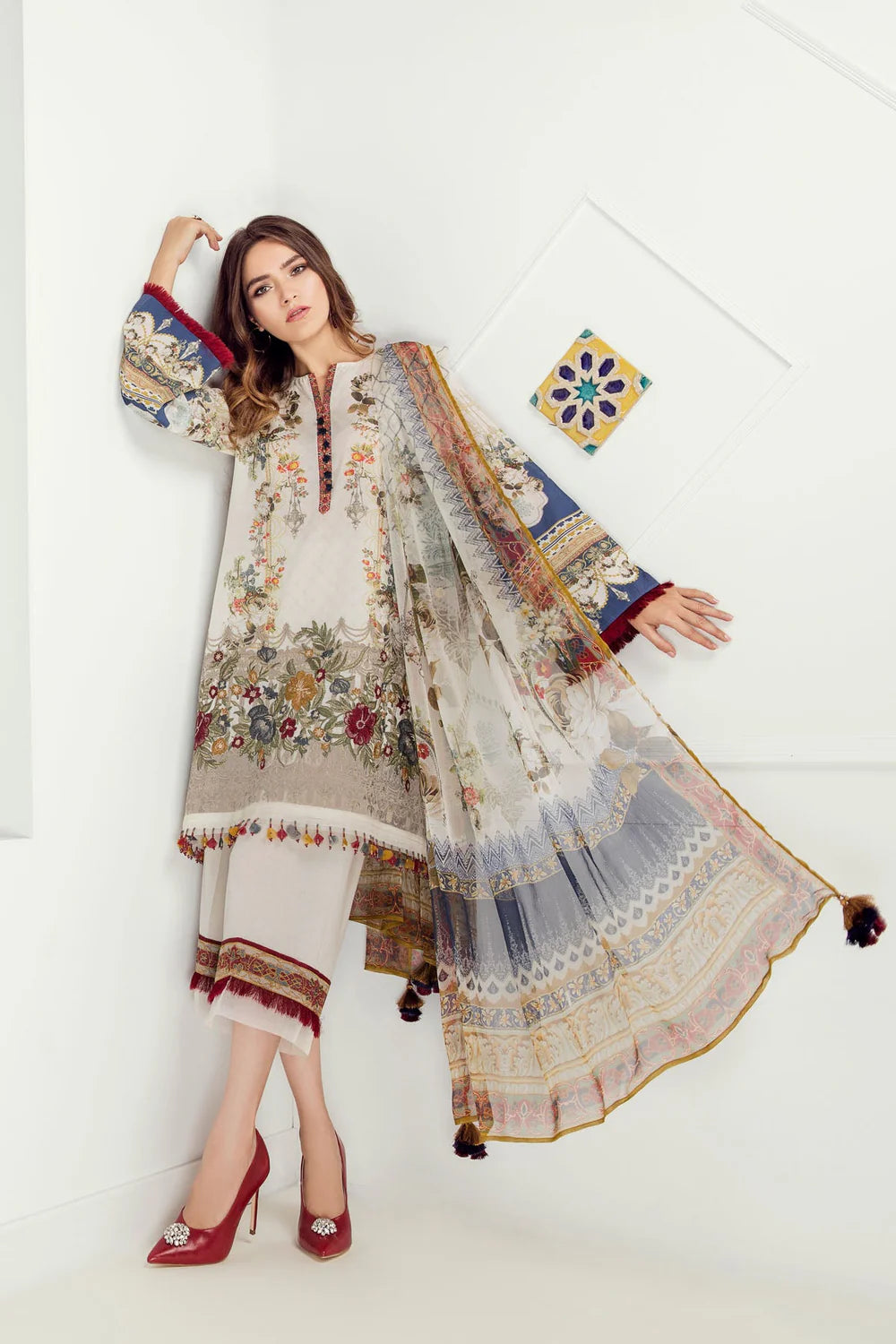 PRINTED LAWN FL-504 UNSTITCHED 3 Pc SUIT -BAROQUE