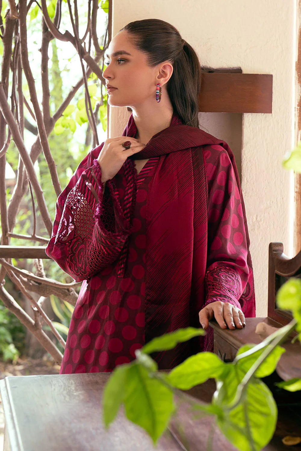 EMBROIDERED VISCOSE - BAROQUE