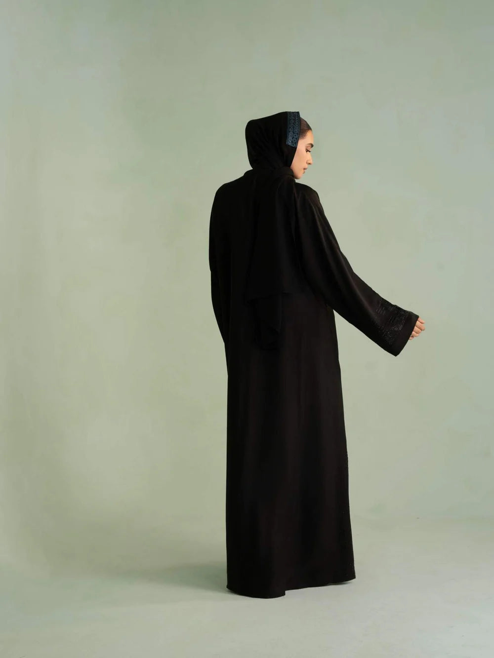 MIDNIGHT HAZE ABAYA -NAWAAR