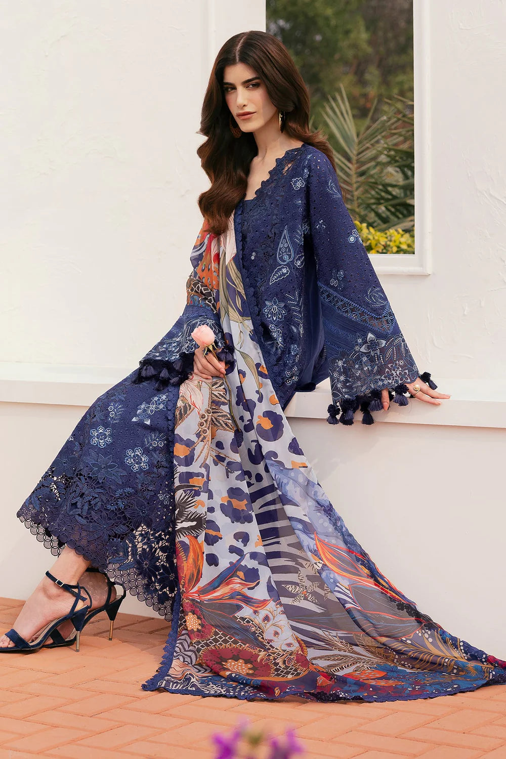 EMBROIDERED LAWN EL-D07 UNSTITCHED 3Pc - BAROQUE