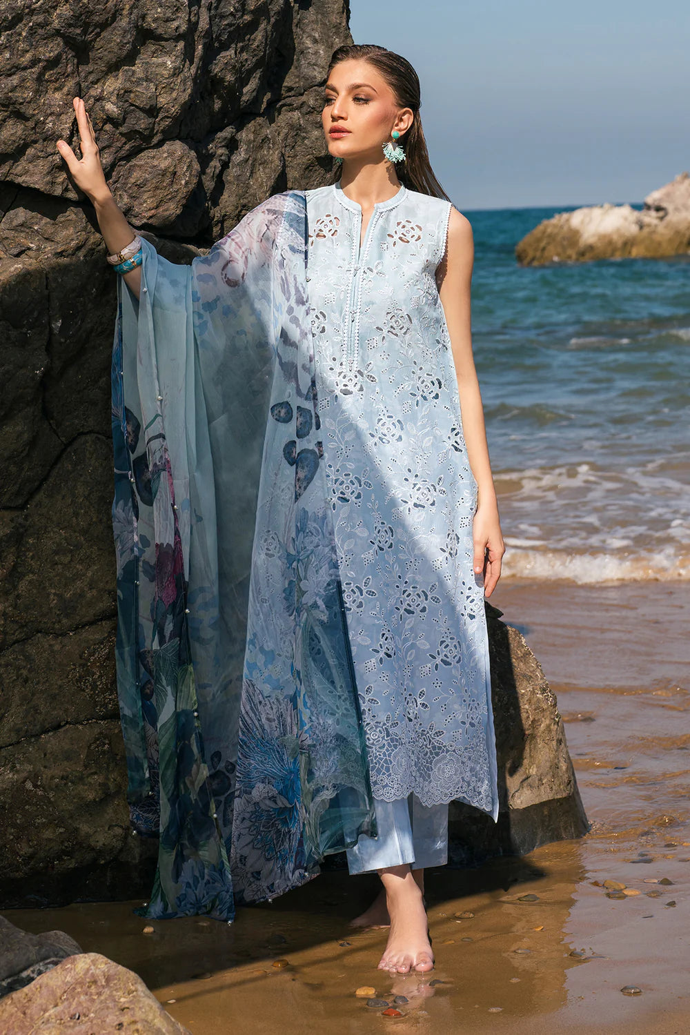 EMBROIDERED PRINTED LAWN UF-4109 3Pc SUIT UNSTITCHED | BAROQUE