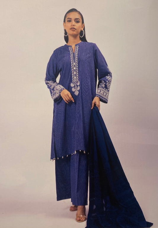 BLUE YARN 3-PIECE SUIT STITCHED - KHAADI